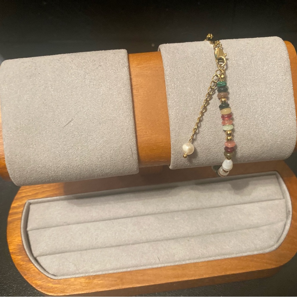 Elegant Multicolor Beaded Bracelet